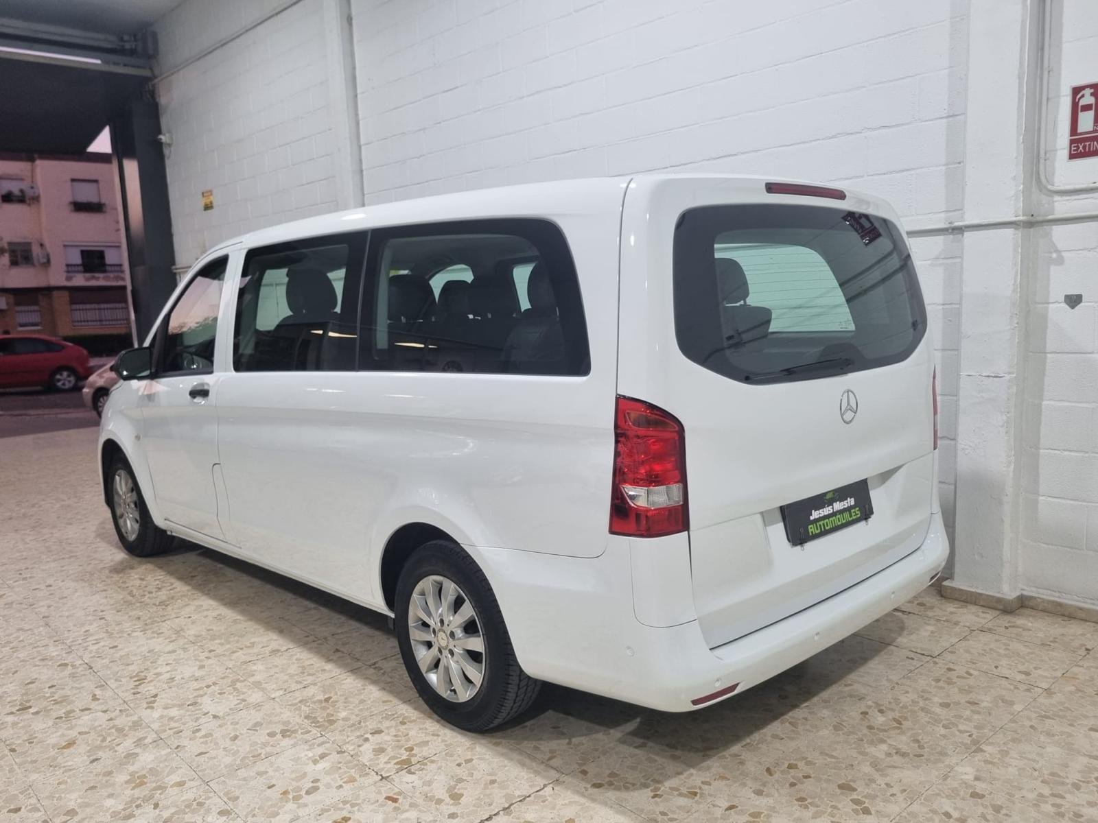 Mercedes Vito - Puerta lateral
